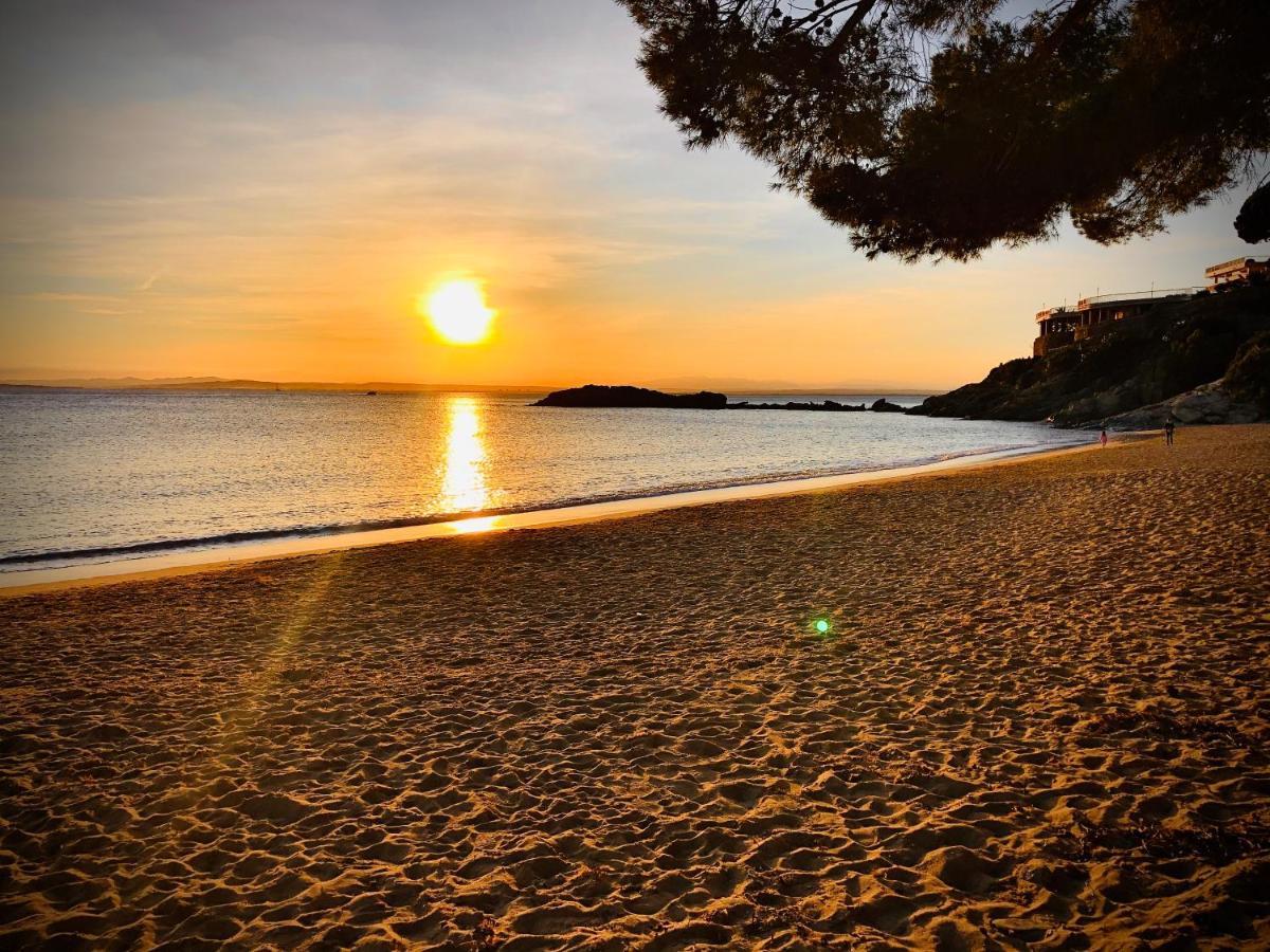 Almadrava Beach Roses Exterior photo