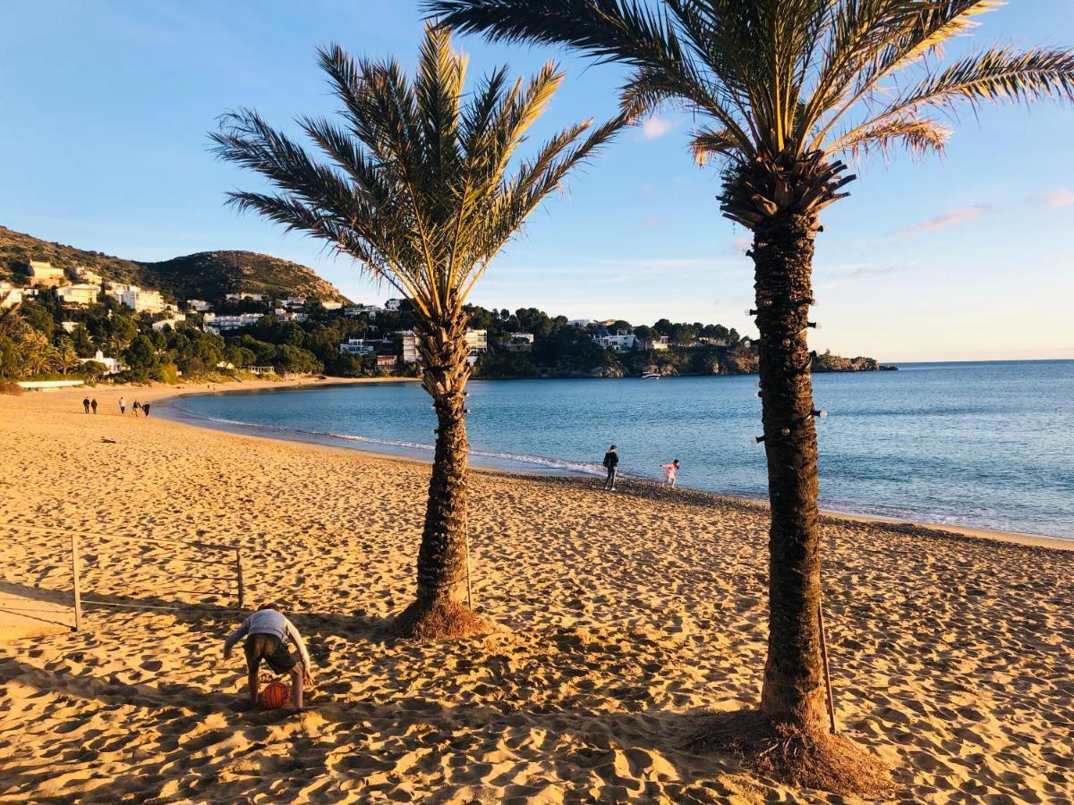 Almadrava Beach Roses Exterior photo