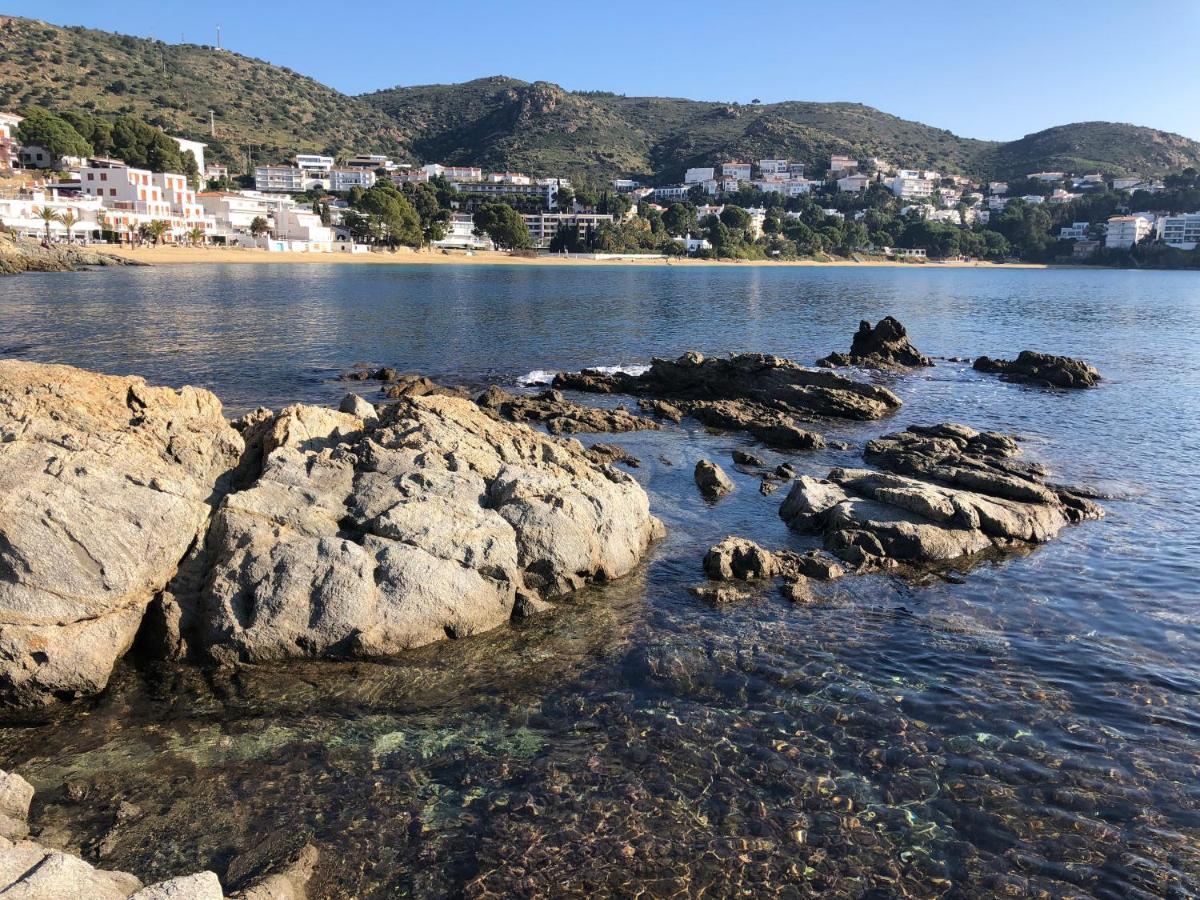 Almadrava Beach Roses Exterior photo