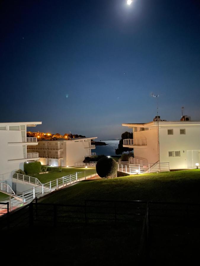 Almadrava Beach Roses Exterior photo